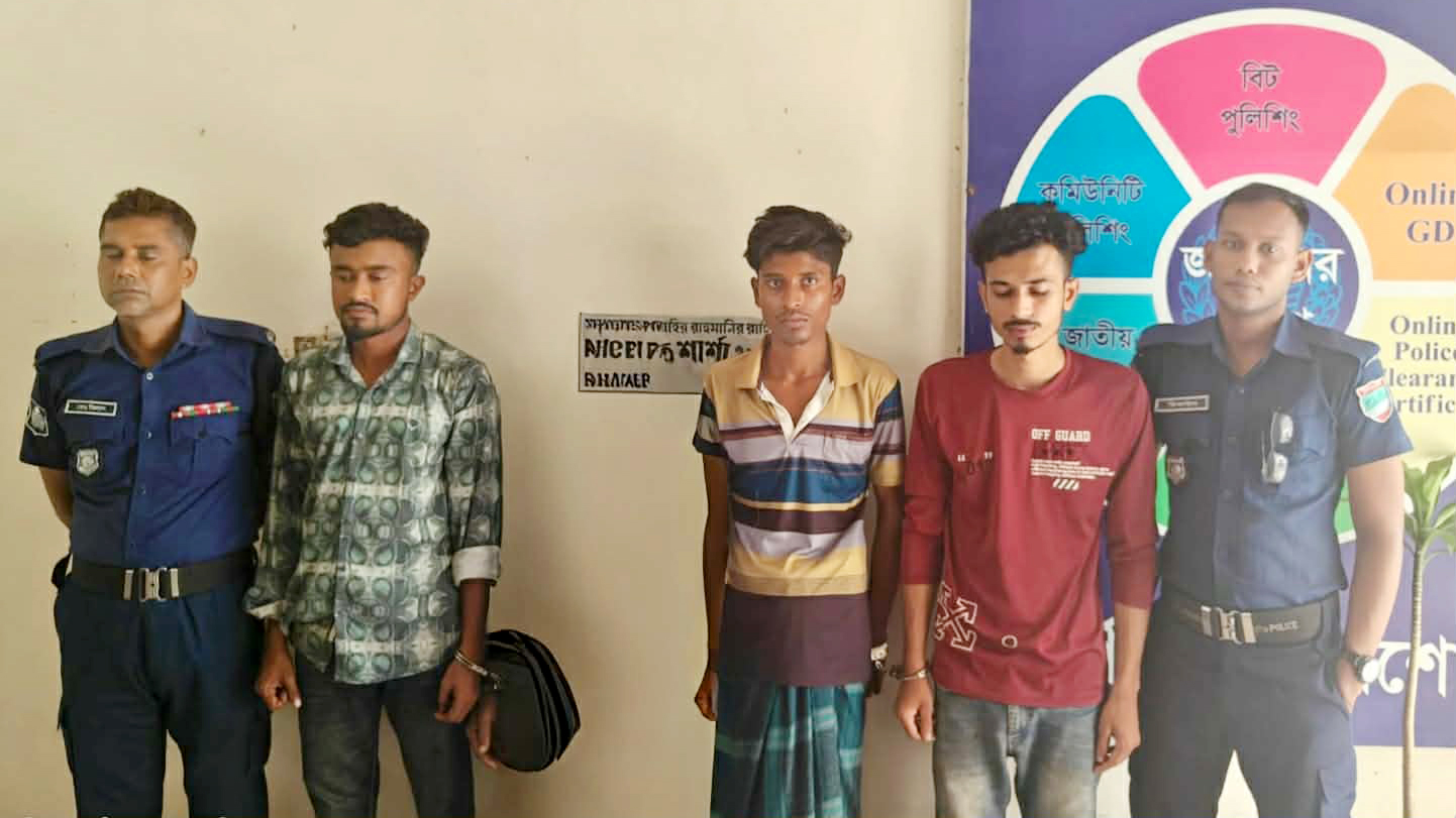 যশোরে প্রবাসীর স্ত্রীকে দলবদ্ধ ধর্ষণের অভিযোগ, গ্রেপ্তার ৩