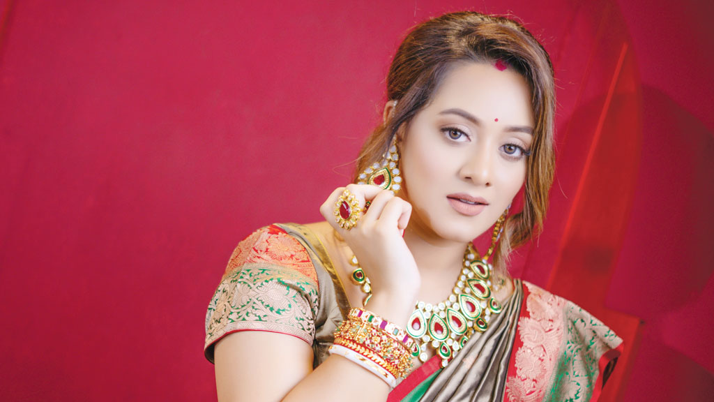 যেমন হবে পূজার গয়না