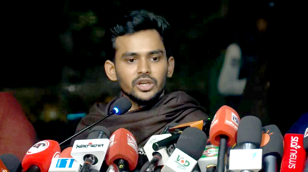 ছবি প্রকাশে আচরণবিধি লঙ্ঘন হলে তারেক রহমানকে আগে শোকজ করতে হবে—আসিফ মাহমুদের দাবি