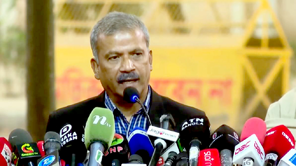 খালেদা জিয়ার মৃত্যুর পেছনে শেখ হাসিনার দায় আছে: আসিফ নজরুল