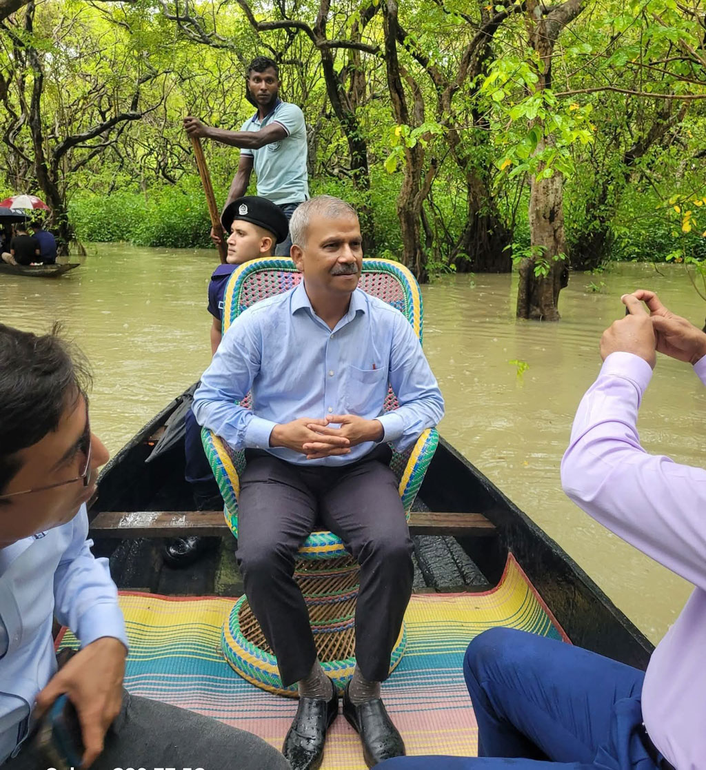 রাতারগুলের অবকাঠামো উন্নয়ন প্রয়োজন: আসিফ নজরুল