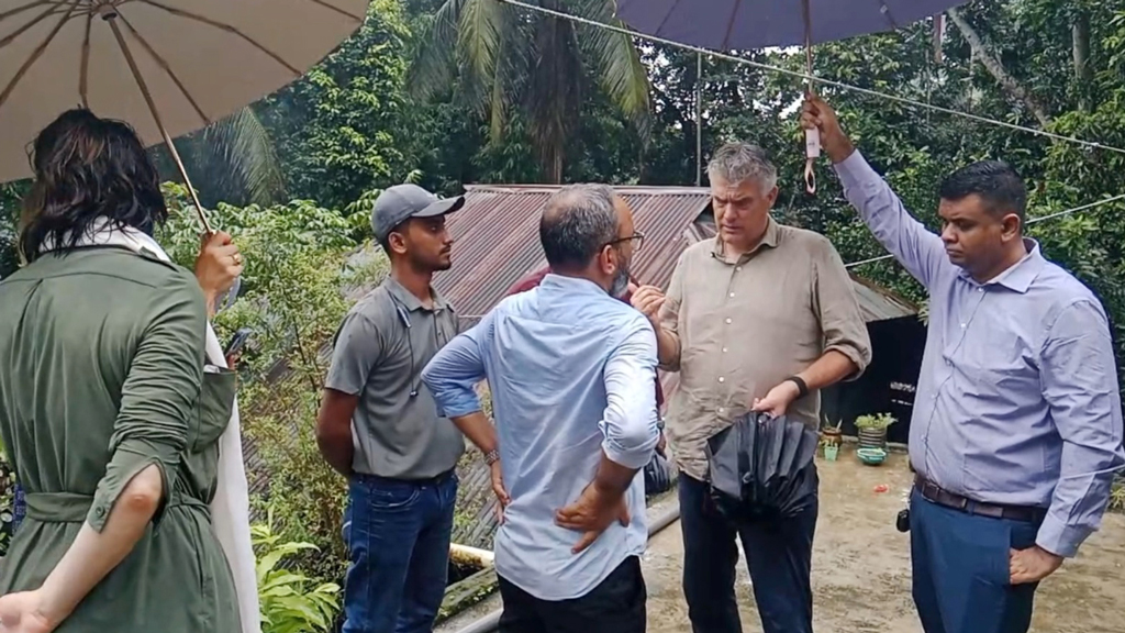উপকূলীয় মানুষের জীবনযাপন দেখতে বরিশালে ডাচ রাষ্ট্রদূত
