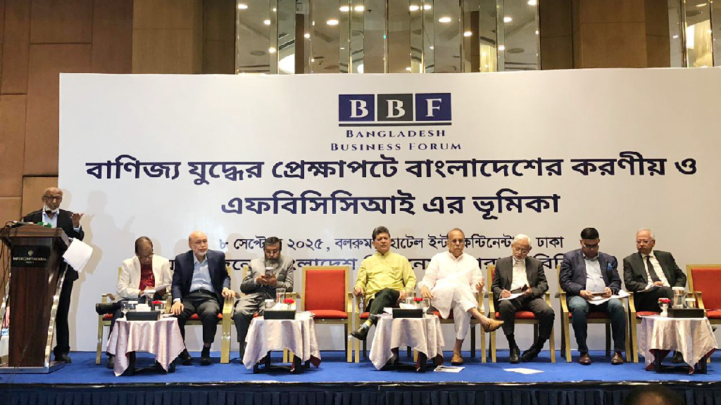 দেশ আগাচ্ছে, এই বয়ান ফেলে দিতে হবে: হোসেন জিল্লুর রহমান