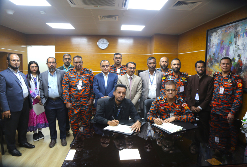অগ্নিদুর্ঘটনায় দ্রুত সাড়া নিশ্চিতে ফায়ার সার্ভিস ও বাংলাদেশ ব্যাংকের মধ্যে সমঝোতা স্মারক স্বাক্ষর