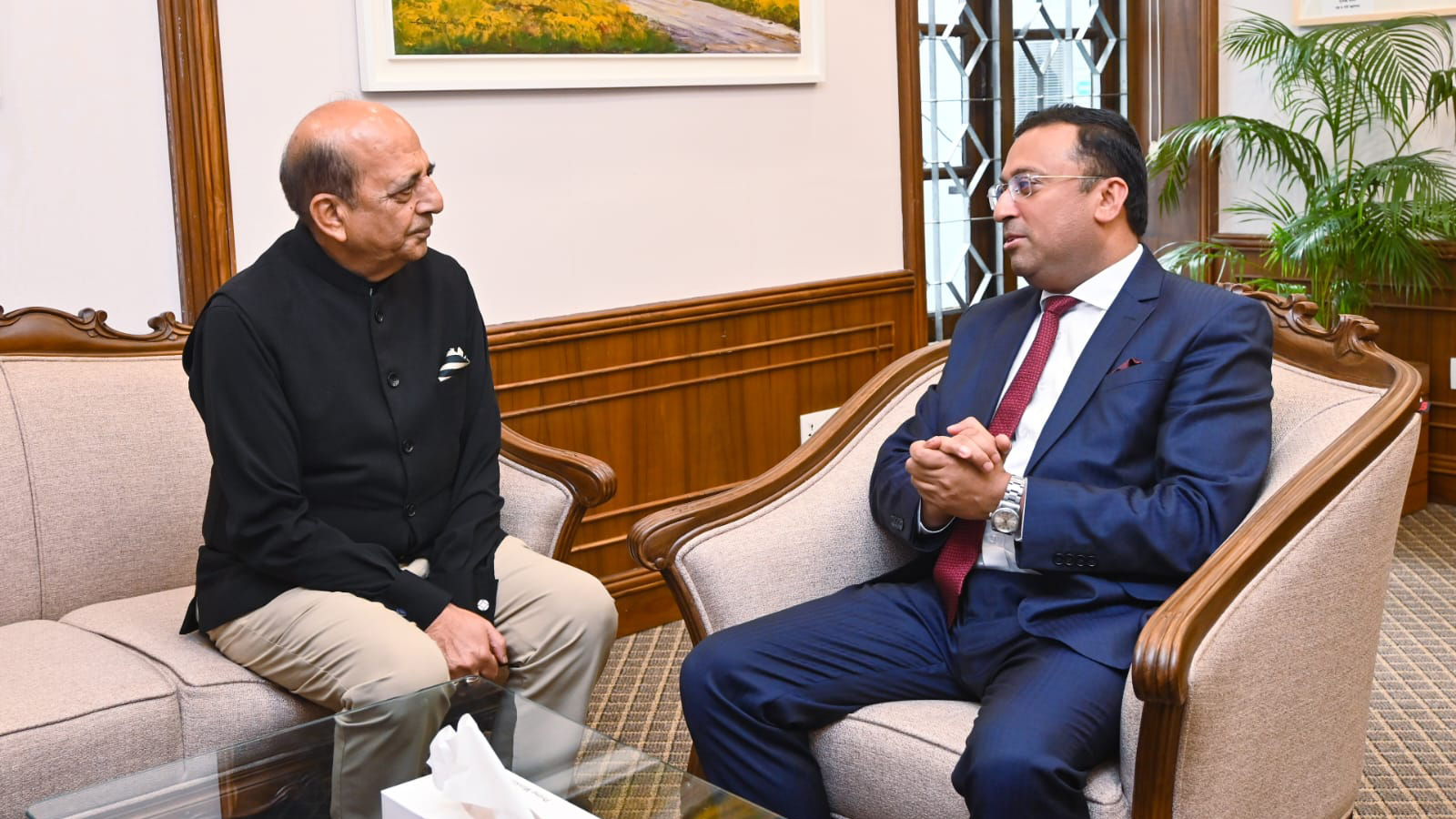 শেখ হাসিনা যেন ভারত থেকে রাজনৈতিক বক্তব্য না দেন: হাইকমিশনারকে হুমায়ুন কবির