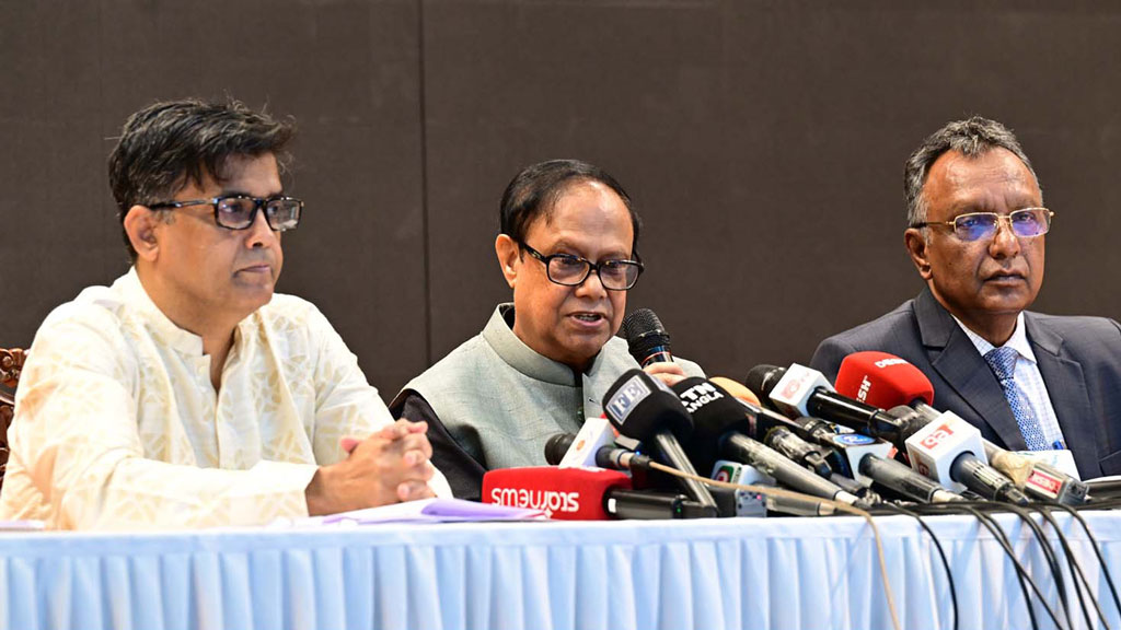 লুটের জব্দ করা টাকায় কল্যাণ তহবিল হবে: গভর্নর