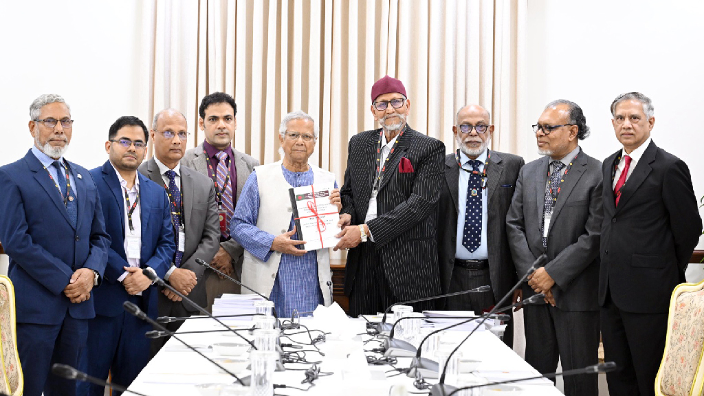 বিডিআর হত্যাকাণ্ডে দলগতভাবে জড়িত আওয়ামী লীগ, মূল সমন্বয়কারী তাপস: কমিশনের প্রতিবেদন