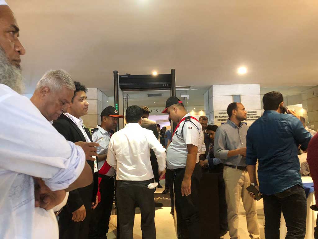 বিজিএমইএ নির্বাচন: ঢাকায় প্রথম সাড়ে পাঁচ ঘণ্টায় ভোট পড়েছে ৪৩ শতাংশ, চট্টগ্রামে ৫৮ শতাংশ