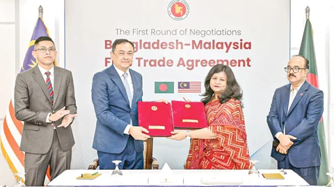 বাংলাদেশ-মালয়েশিয়া আলোচনা: মুক্ত বাণিজ্য চুক্তির পথে দুই দেশ