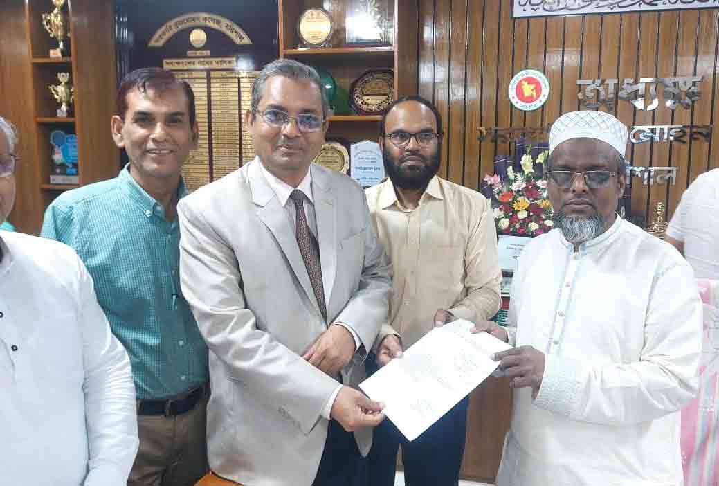 বিএম কলেজের ভারপ্রাপ্ত অধ্যক্ষ অধ্যাপক জাবের