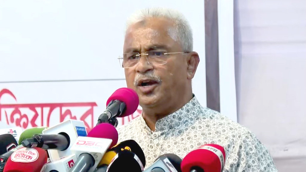 বিএনপির দাবি তোলা উচিত, একাত্তরে ধর্ষণ–গণহত্যার জন্য জামায়াতকে নিষিদ্ধ করতে হবে: আলাল