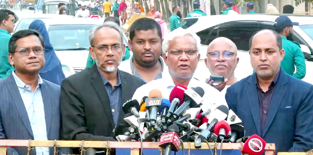 মেডিকেল বোর্ডের সিদ্ধান্ত ছিল, উনার ফ্লাই করা ঠিক হবে না: ডা. জাহিদ