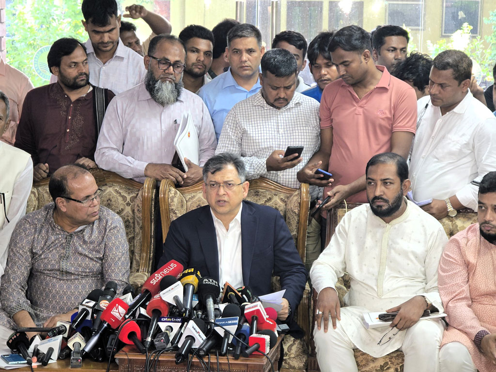 ‘এনসিসির মতো ব্যবস্থা’ থাকলে প্রধানমন্ত্রী হিসেবে সর্বোচ্চ ১০ বছর মেয়াদ মানবে না বিএনপি