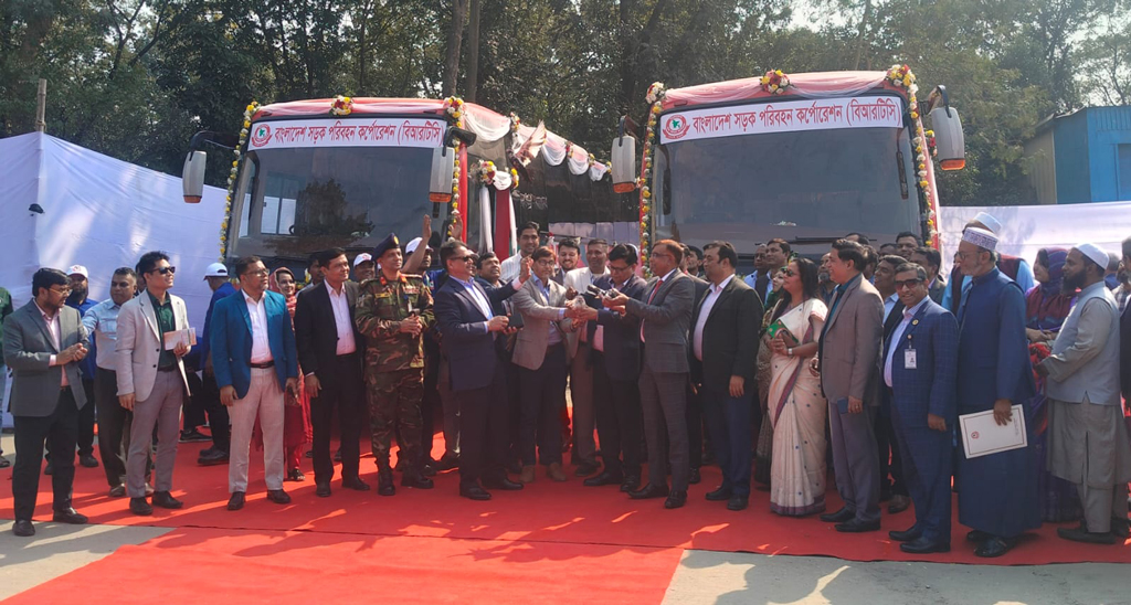 নিজস্ব উদ্যোগে প্রথম দুটি এসি বাস তৈরি করল বিআরটিসি