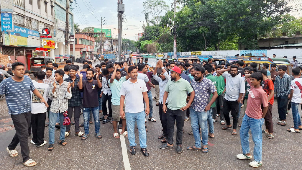 বরিশালে ছাত্রদলের পদবঞ্চিত নেতা-কর্মীদের বিক্ষোভ