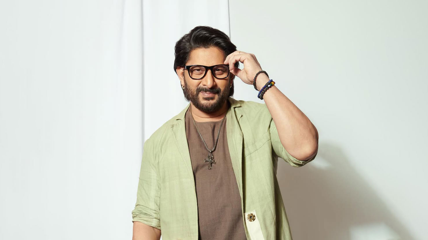 আরশাদ ওয়ারসির পছন্দের ৩ সিরিজ