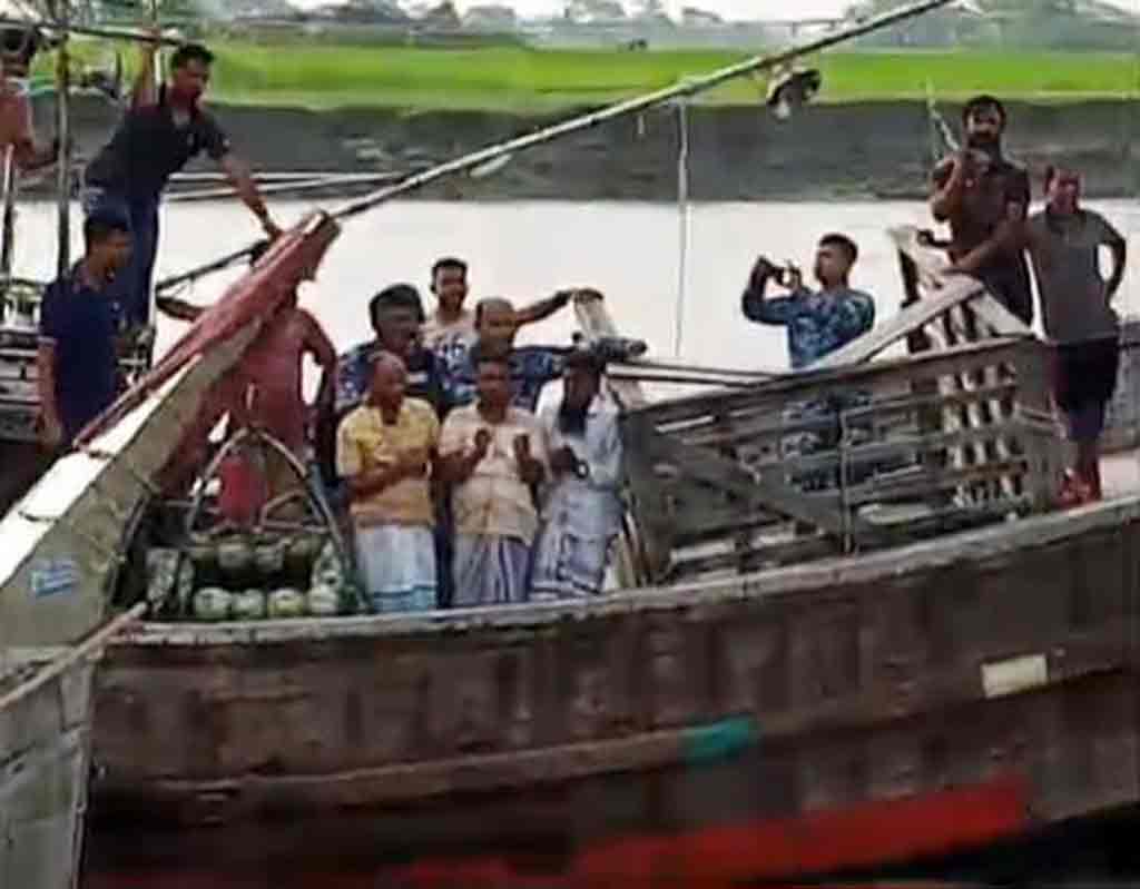 ভোলায় ডাকাতির প্রস্তুতিকালে অস্ত্রসহ আটক ৩