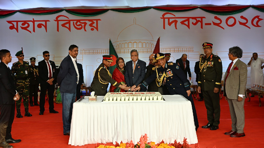 বিজয় দিবসে বঙ্গভবনে রাষ্ট্রপতির সংবর্ধনা
