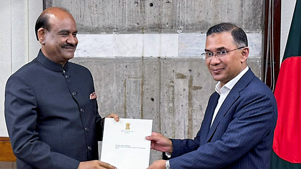 ঢাকায় ভিসা কার্যক্রম পুনরায় চালুর উদ্যোগ ভারতের: ইন্ডিয়ান এক্সপ্রেসের প্রতিবেদন