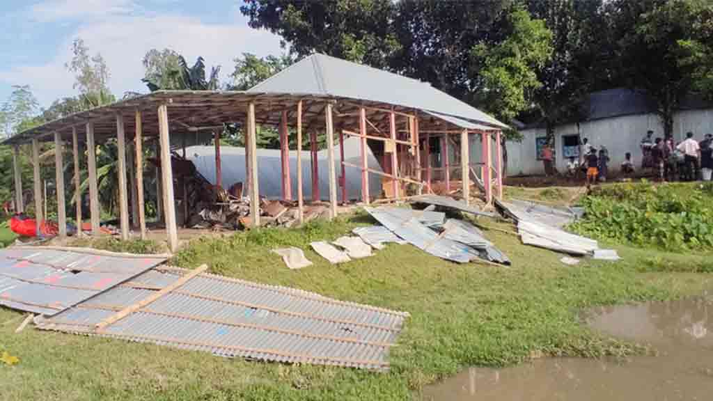 জমি নিয়ে বিরোধে মসজিদে ভাঙচুর-লুটপাট, পাল্টাপাল্টি মামলা