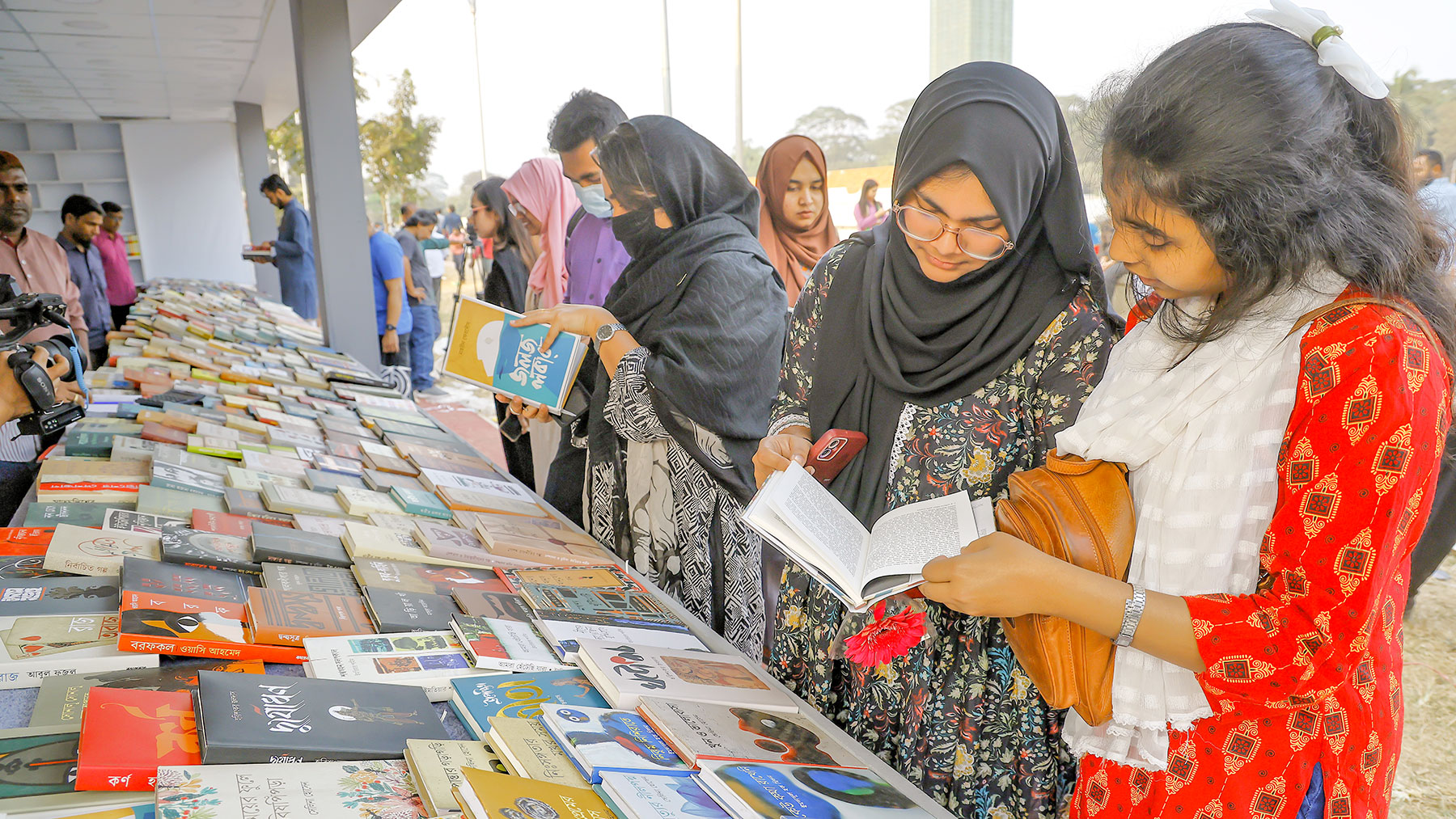 মেলা শুরু, আজ জমার আশা