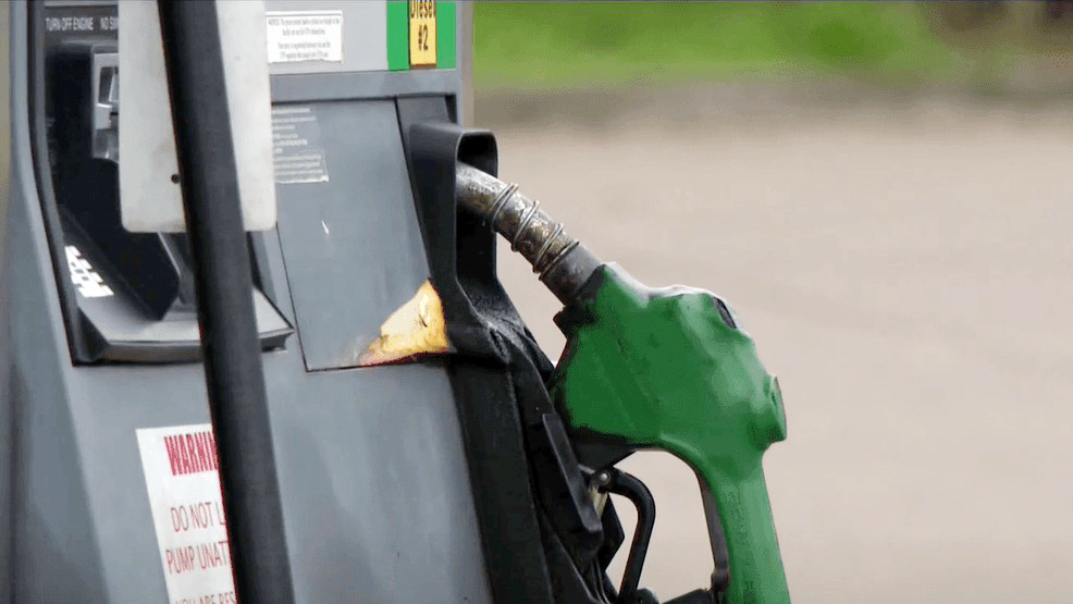 বিশ্বজুড়ে ব্যারেলপ্রতি তেলের দাম ১২০ ডলার হয়ে যেতে পারে