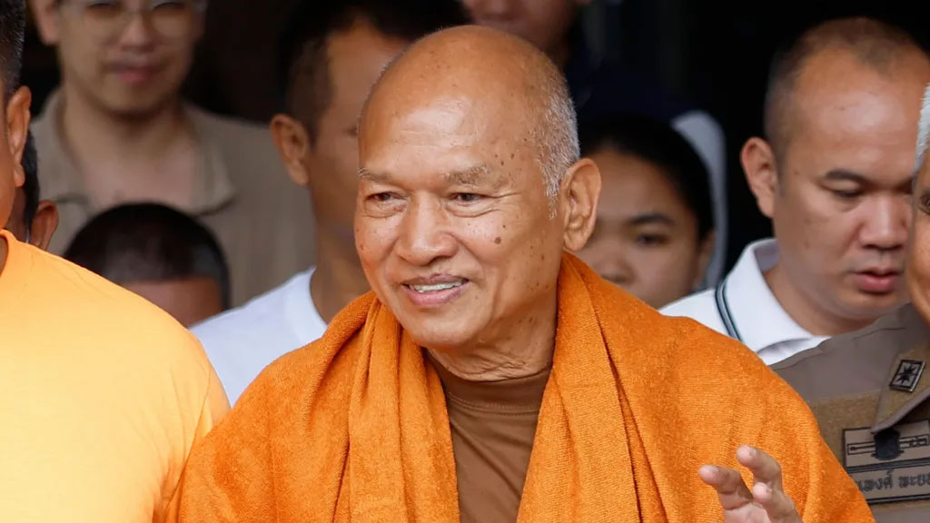এইচআইভি আক্রান্তদের অনুদান আত্মসাৎ, থাইল্যান্ডে ভিক্ষু গ্রেপ্তার