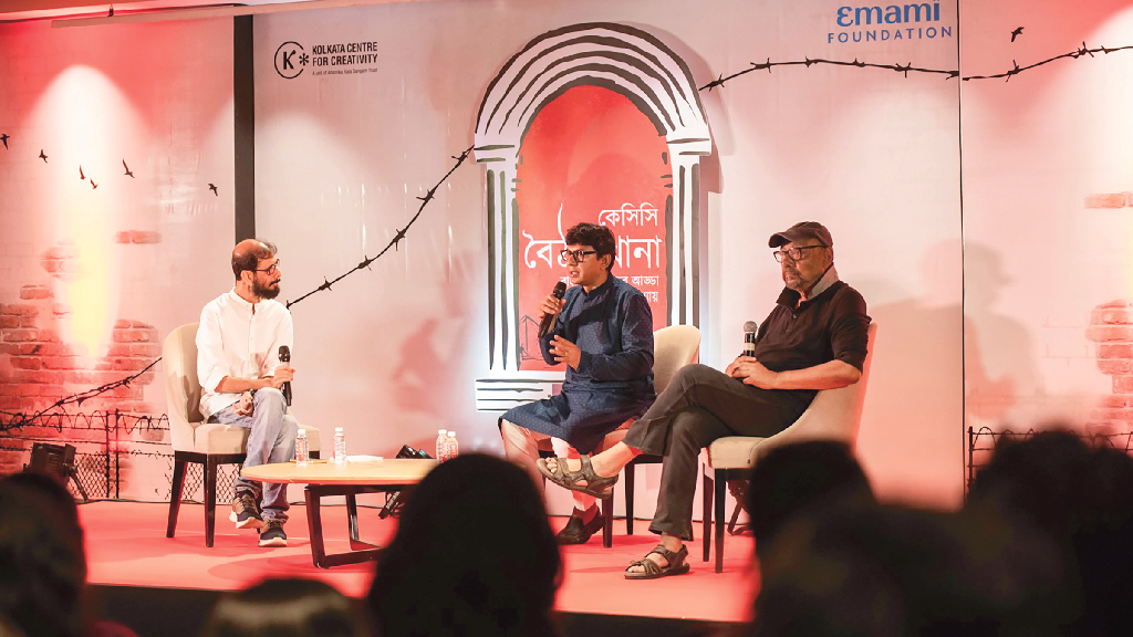 ‘কেসিসি বৈঠকখানা’ অনুষ্ঠানে অঞ্জনের সঙ্গে চঞ্চল