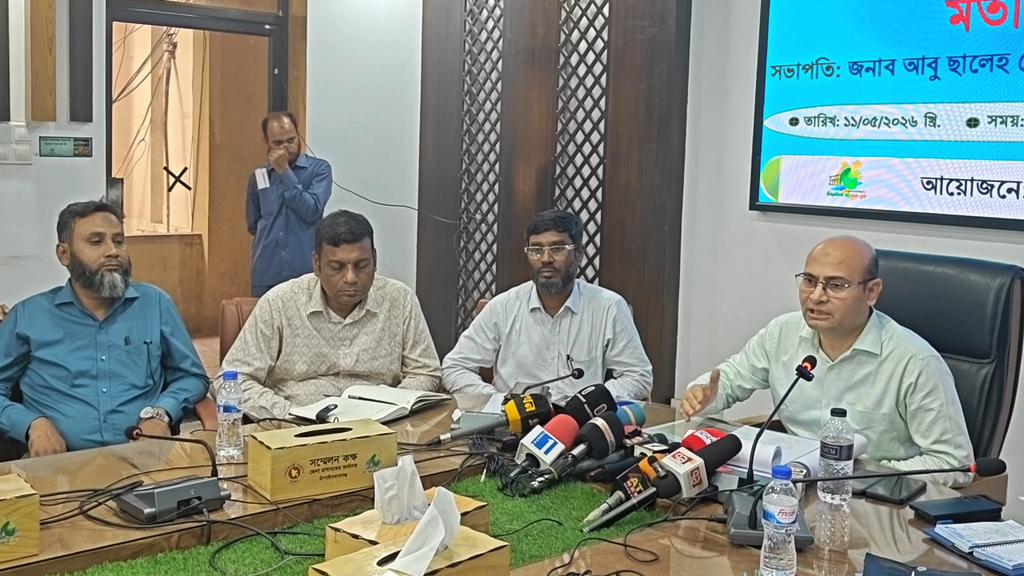 ম্যাঙ্গো ক্যালেন্ডার থাকছে না, পরিপক্ব হলেই পাড়া যাবে চাঁপাইনবাবগঞ্জের আম