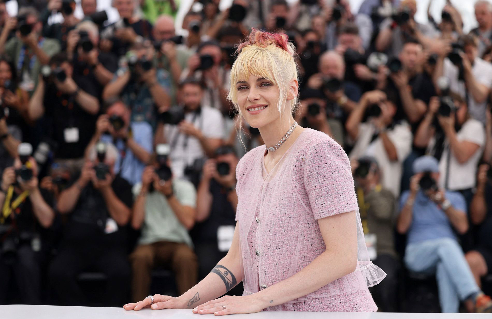 ট্রাম্পের প্রতি বিরক্ত হয়ে যুক্তরাষ্ট্র ছাড়ছেন ক্রিস্টেন স্টুয়ার্ট