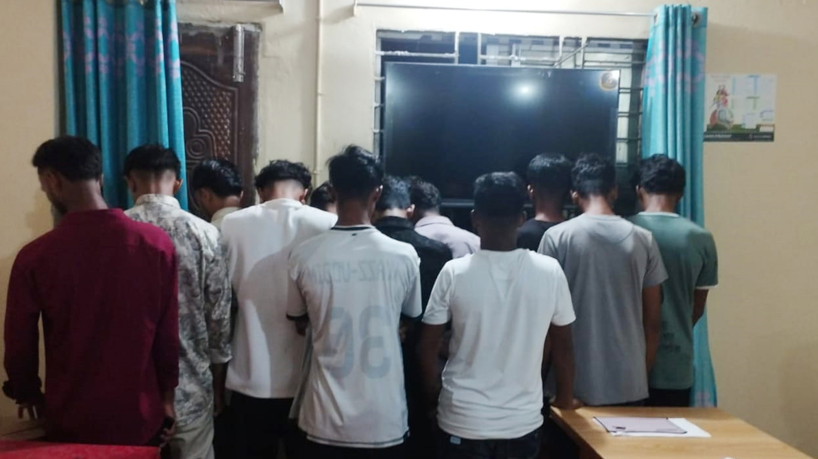 চাঁদপুরে বিশেষ অভিযানে গ্রেপ্তার ৩, আটক ২১ কিশোর অভিভাবকের জিম্মায়