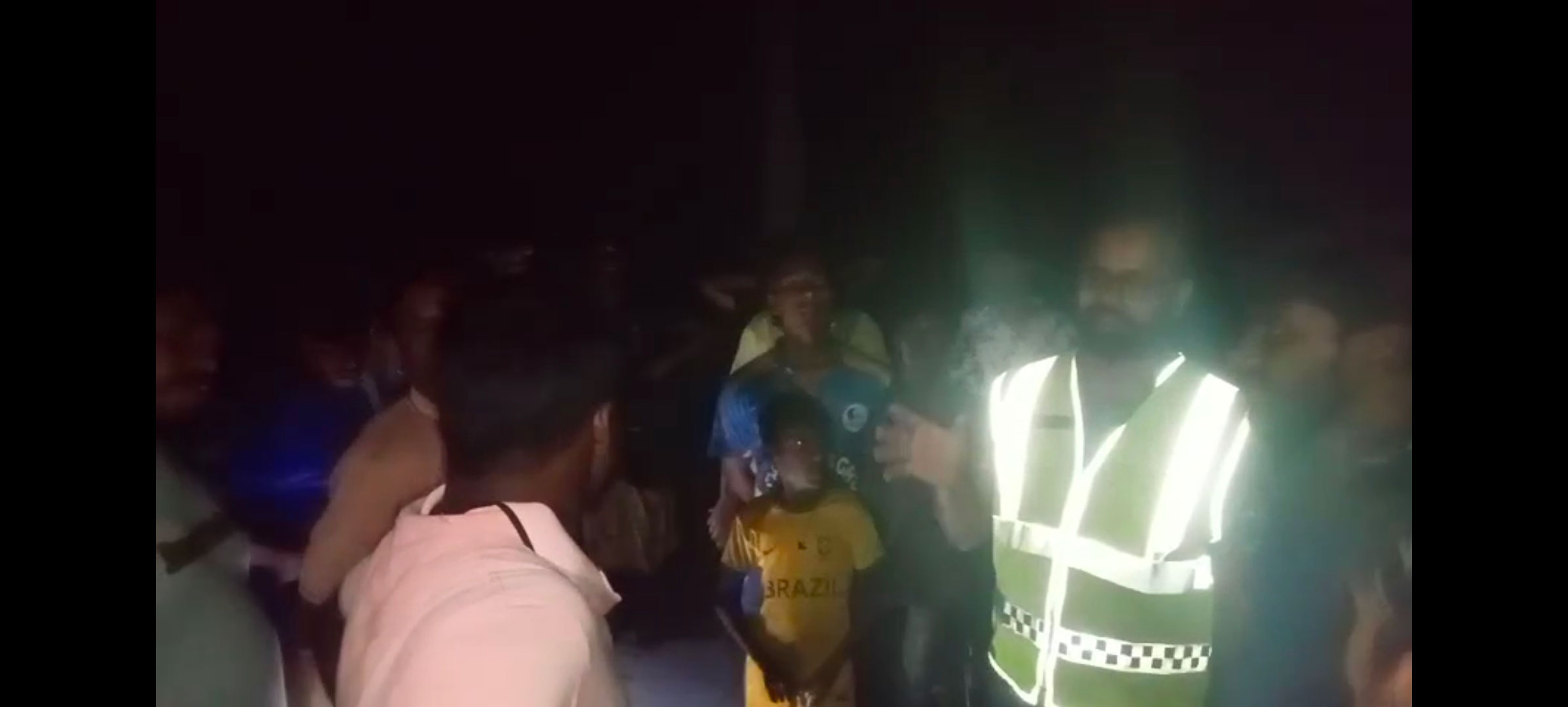 আলমডাঙ্গায় মোটরসাইকেলসহ মিলাদের খিচুড়িও নিল ছিনতাইকারীরা