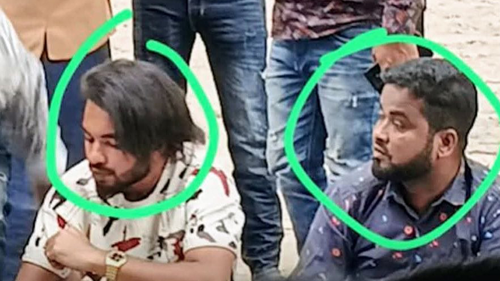 হাসনাত আবদুল্লাহর নির্বাচনী প্রচারণা সভা থেকে সন্দেহভাজন দুই যুবক আটক