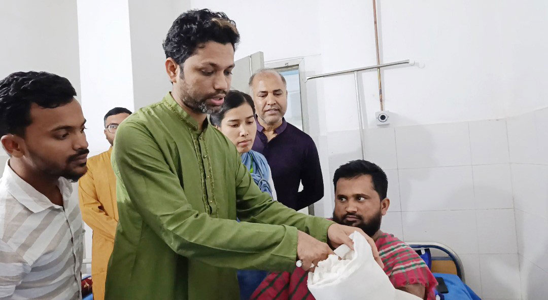 পায়ের আঙুলে ফিরে পেলেন হাতের বৃদ্ধাঙ্গুল
