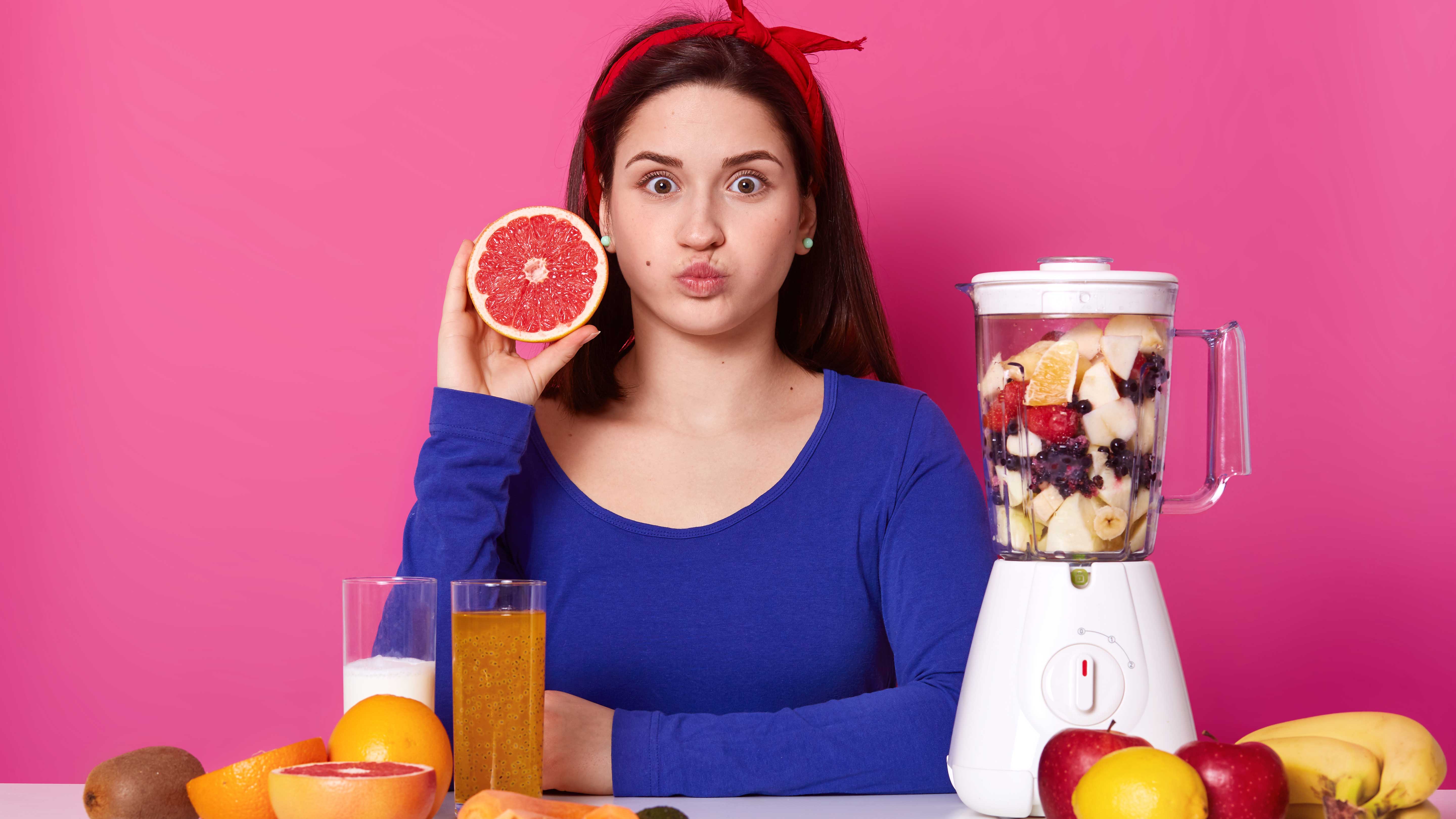 শীতে ত্বক ভালো রাখবে যে ৫ ফল