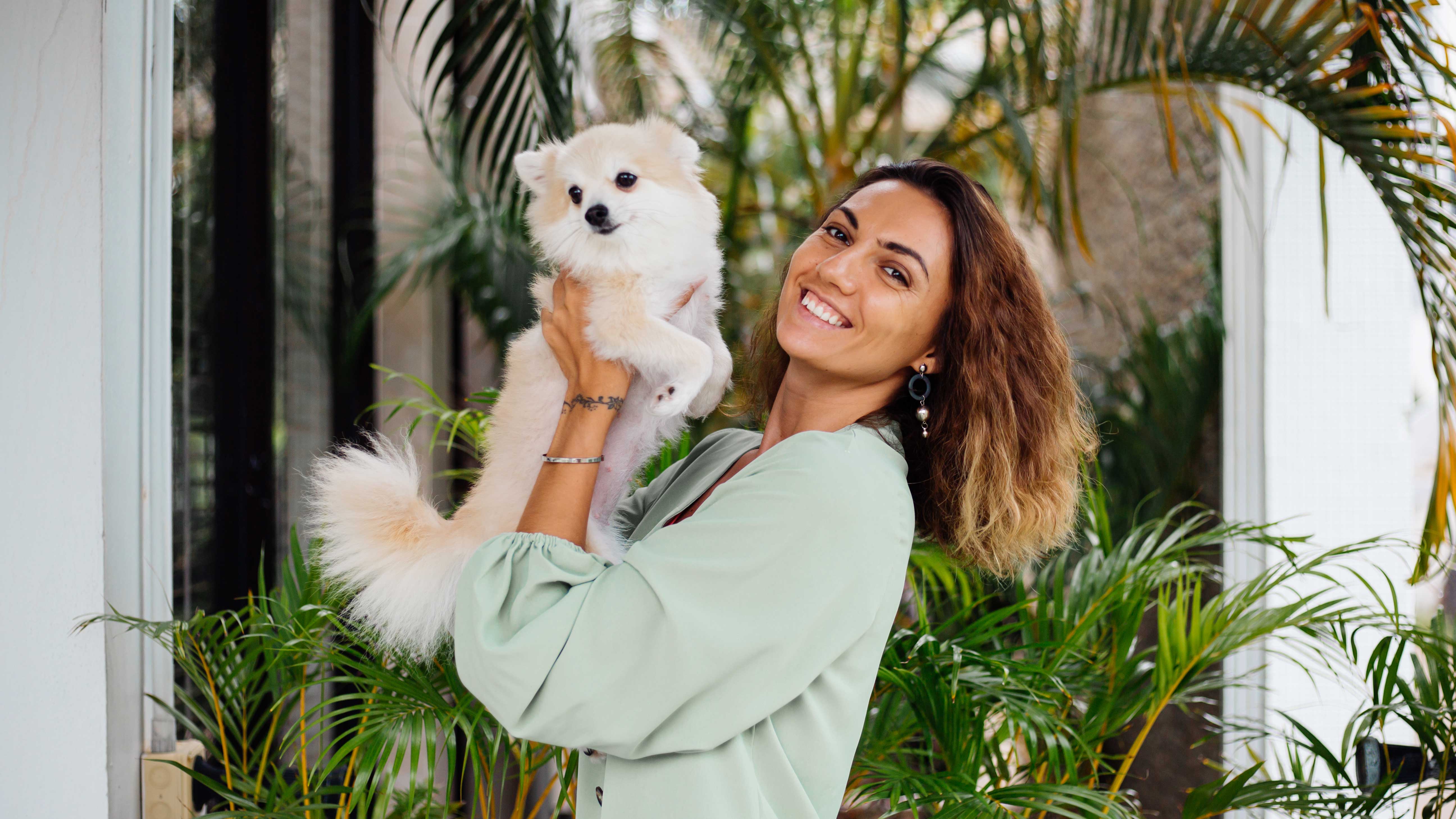 পোষা প্রাণীর জন্য ক্ষতিকর গাছ