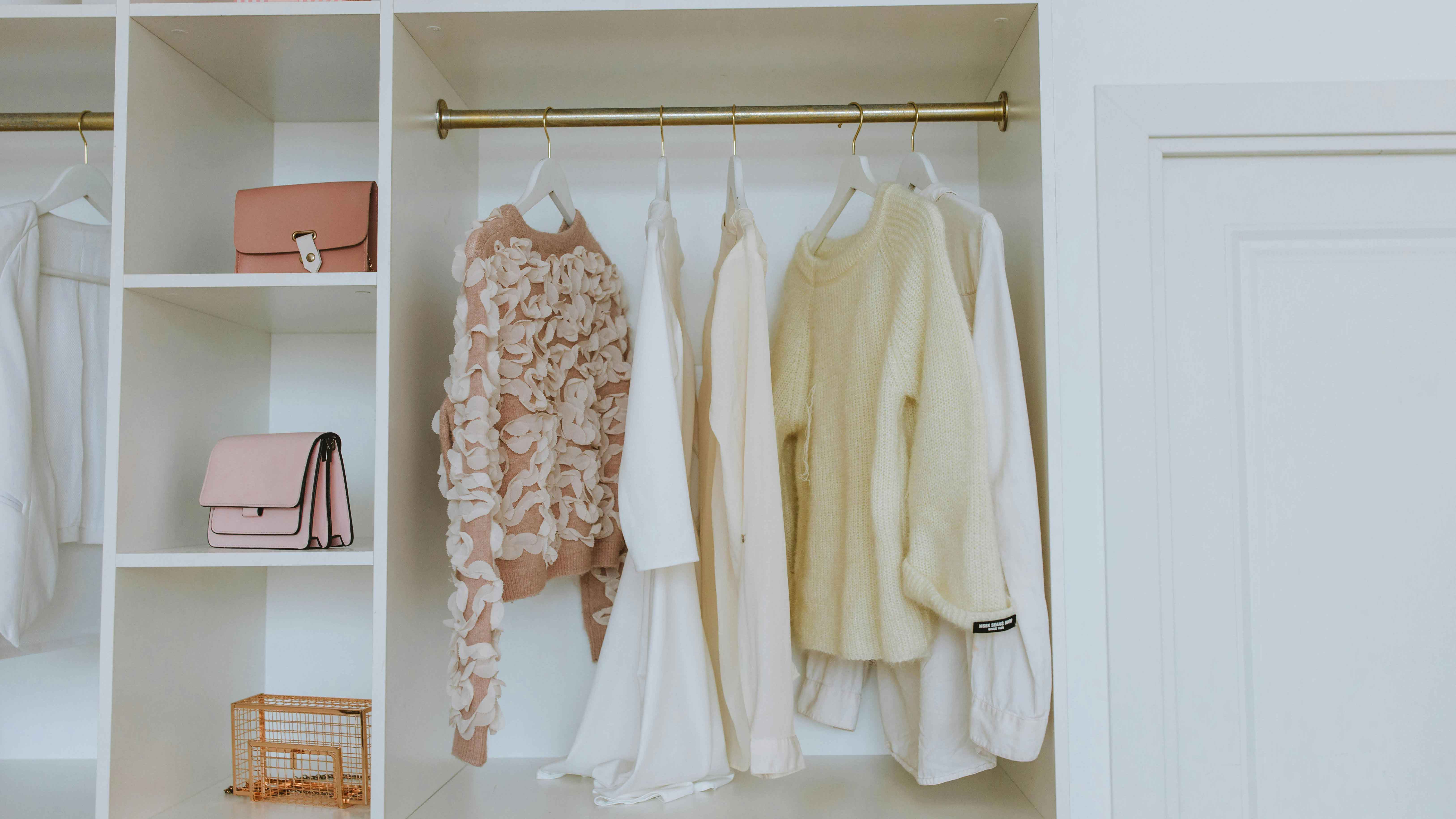 উৎসবে অগোছালো আলমারি গোছাবেন যেভাবে