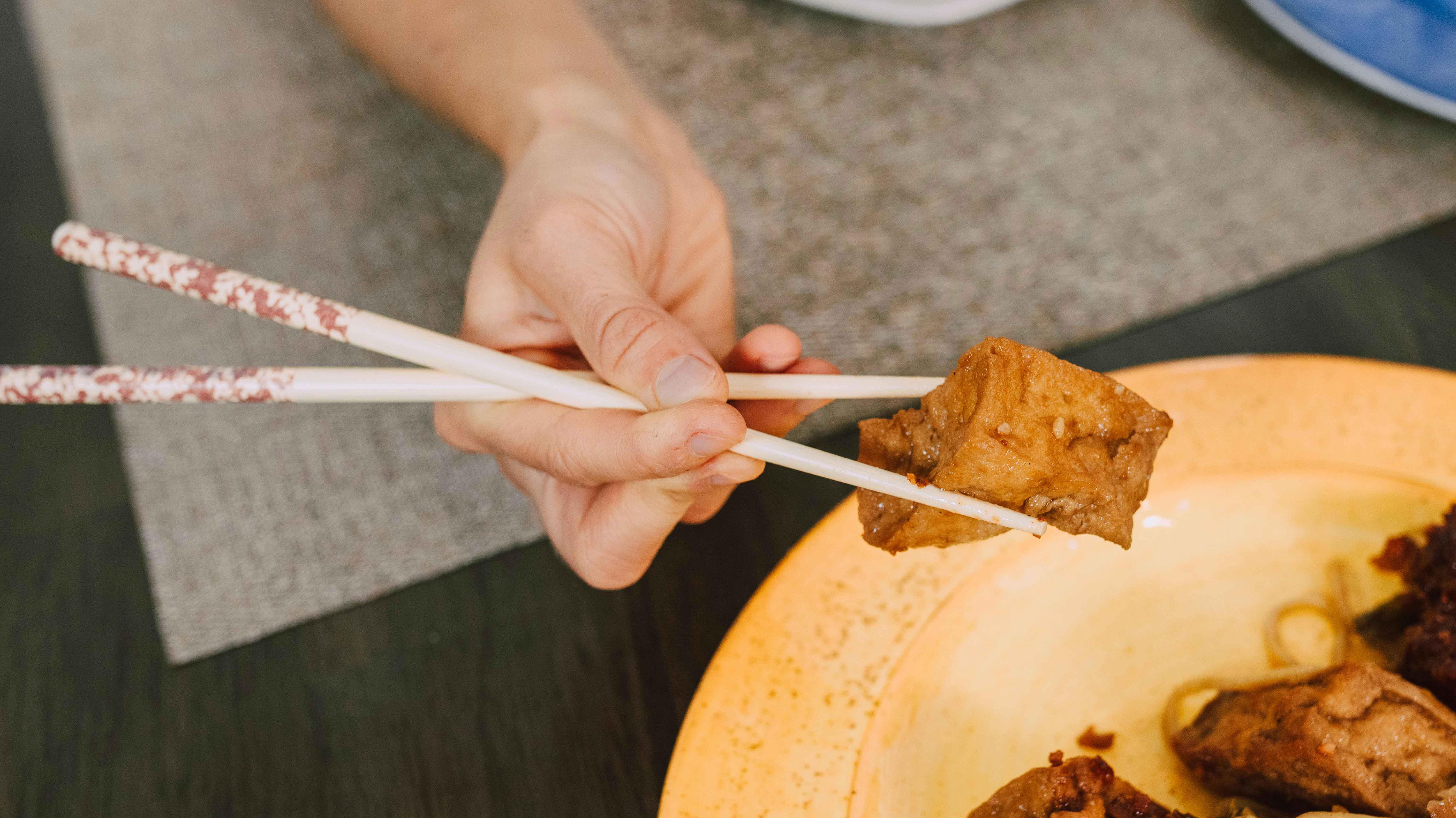 চপস্টিকের ইতিহাস জানেন তো?