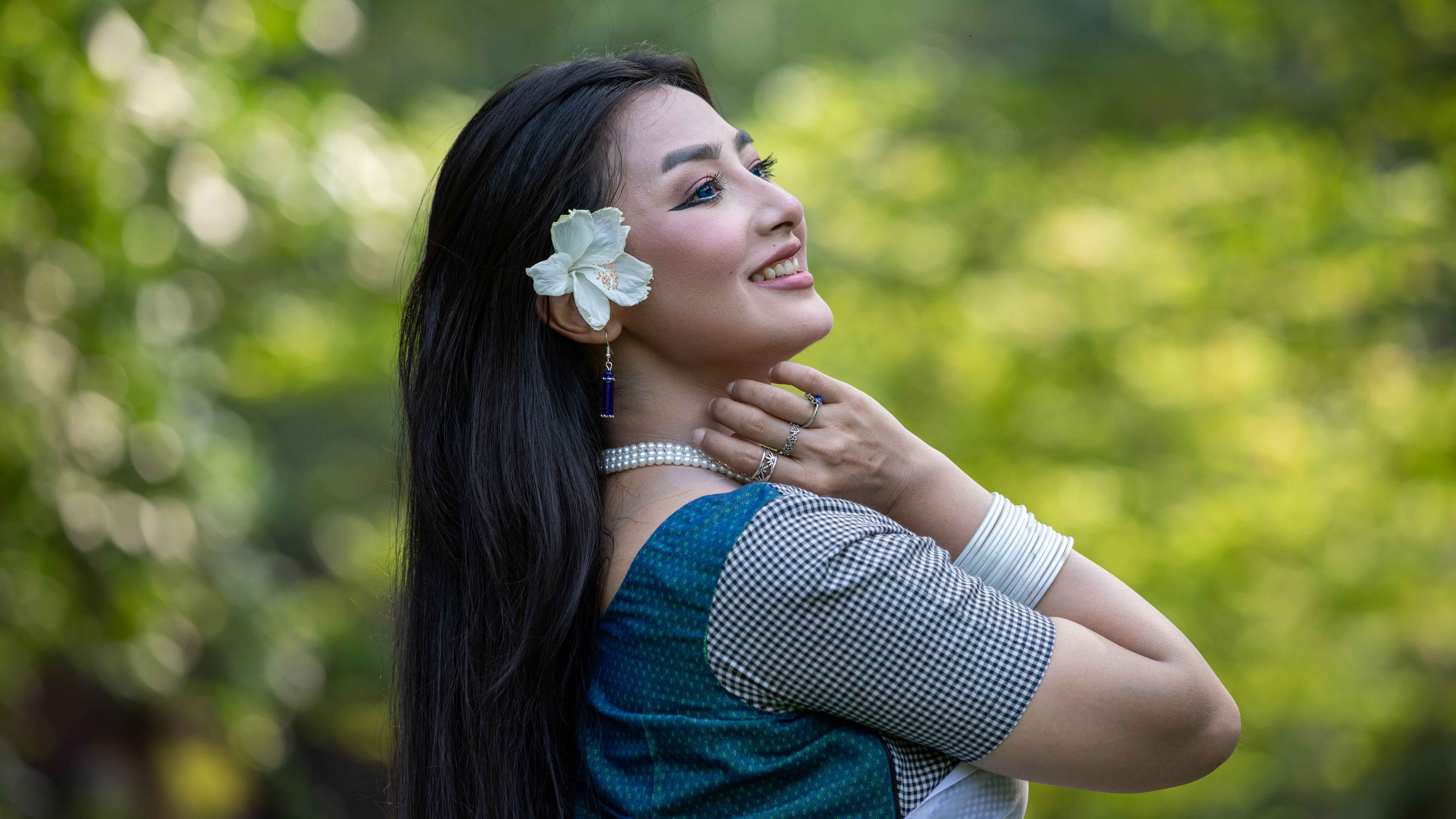 জীবন বদলে দিতে এবার নিজেকে গ্রহণ করুন