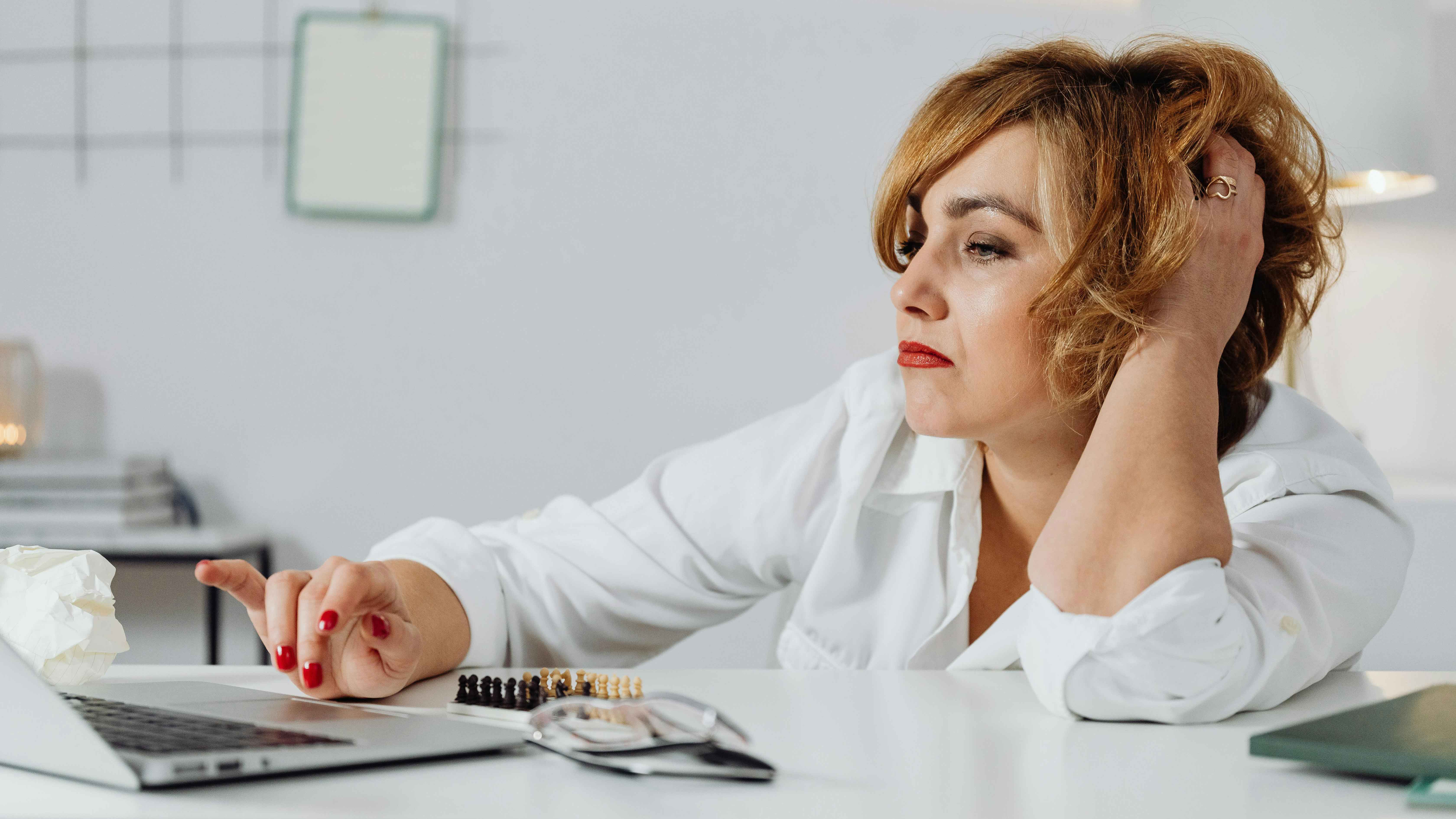 অফিসের বাতাস আপনার সৌন্দর্য নষ্ট করছে না তো?