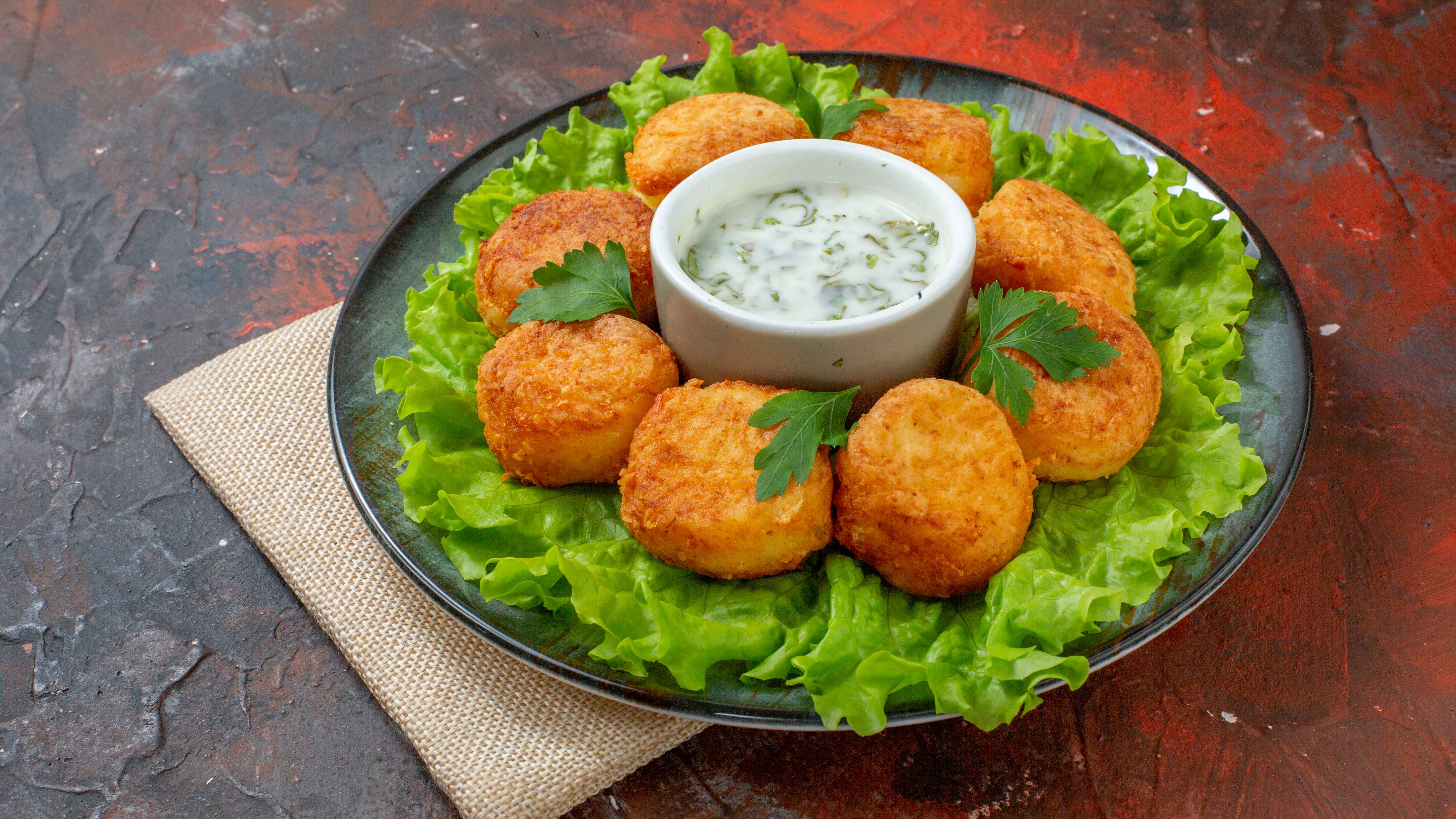 আলুর ঝাল ঝাল মচমচে পাকোড়া