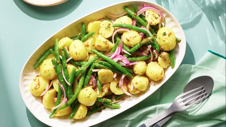 বরবটি ও আলু দিয়ে মজাদার ইতালীয় সালাদ