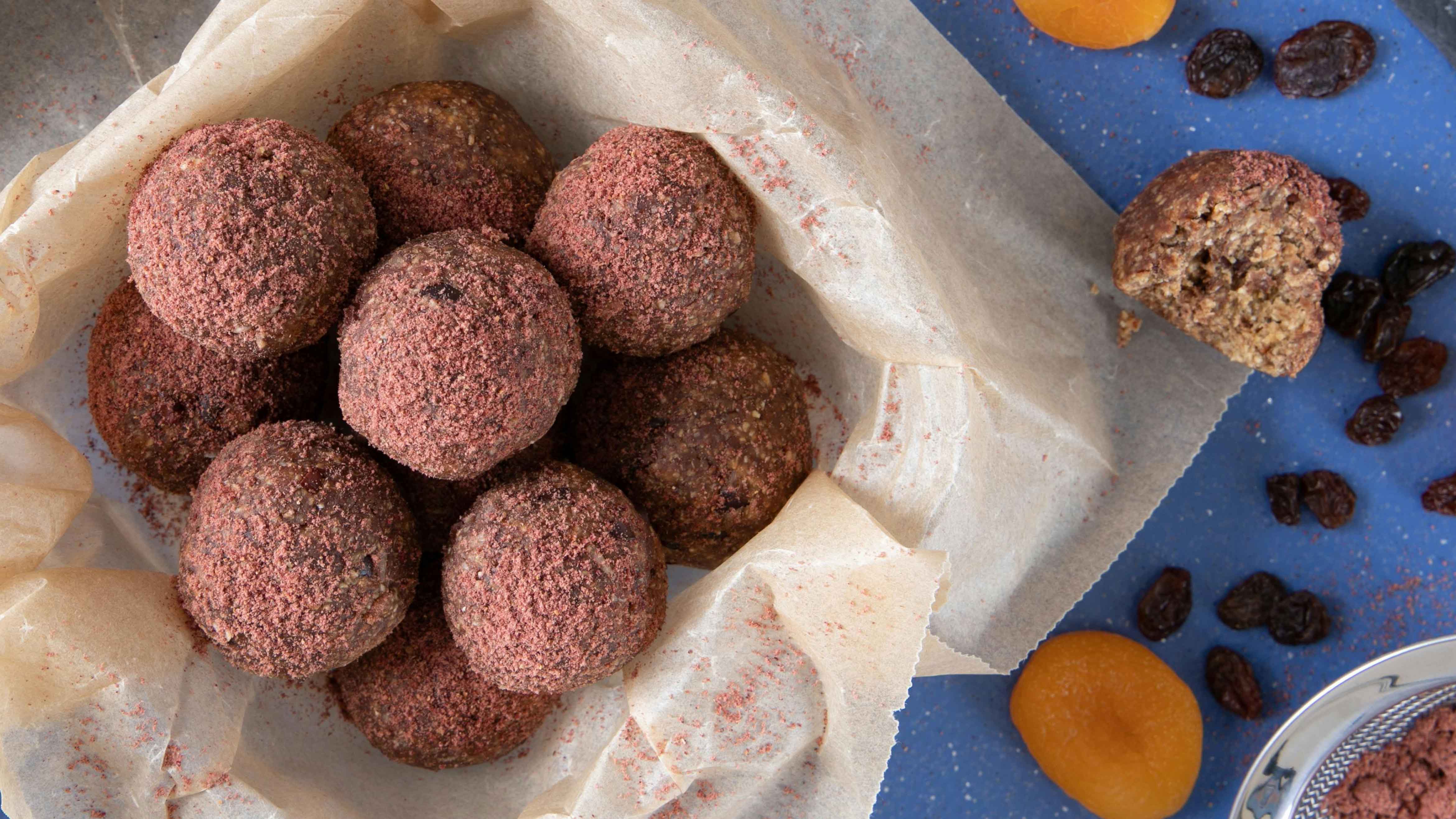 বাড়িতেই তৈরি করুন অফিসে খাওয়ার জন্য স্বাস্থ্যকর ৫ স্ন্যাকস