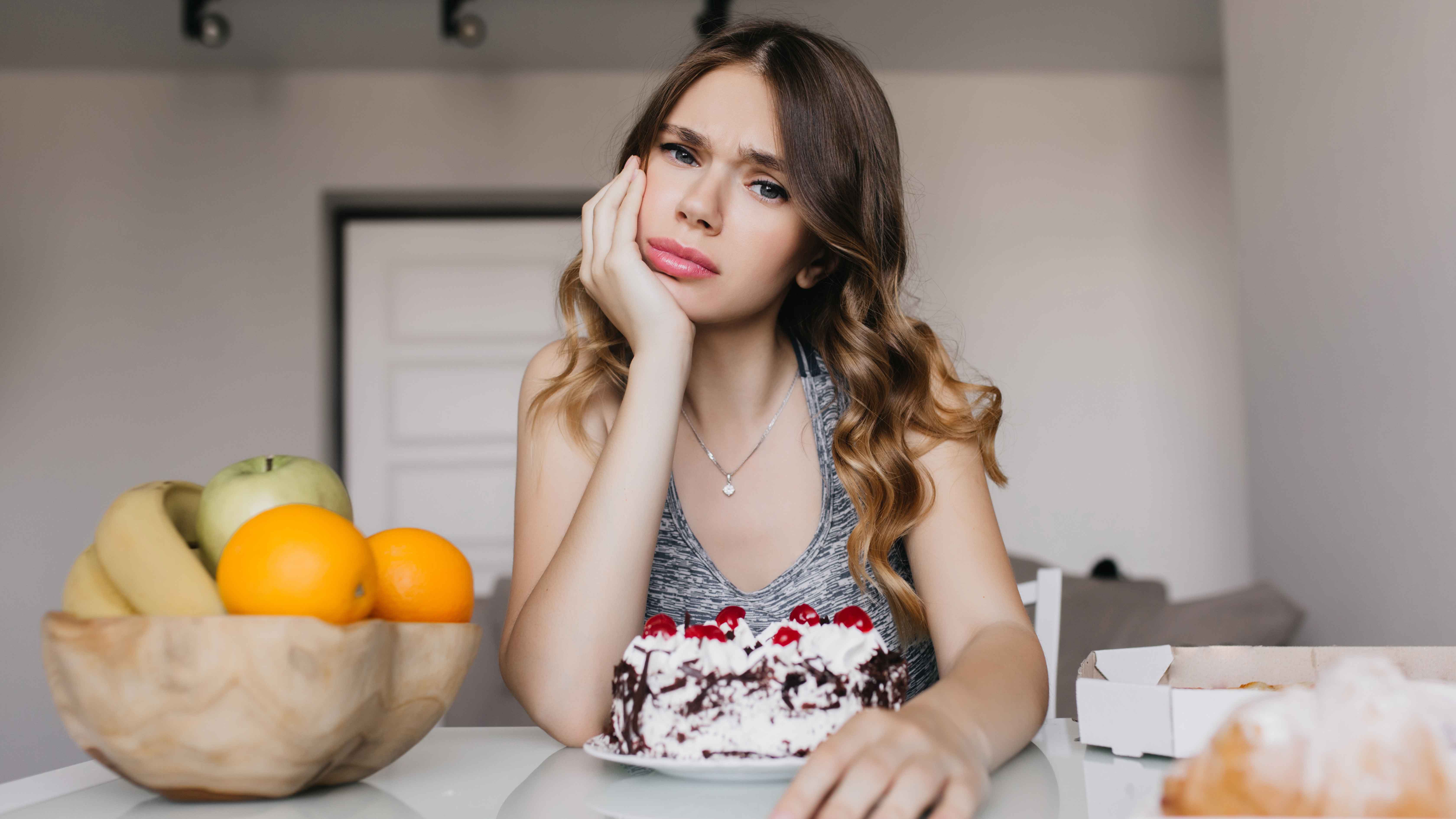 ইটিং ডিজঅর্ডার: কিশোর-কিশোরীদের জন্য সোশ্যাল মিডিয়ার ফাঁদ