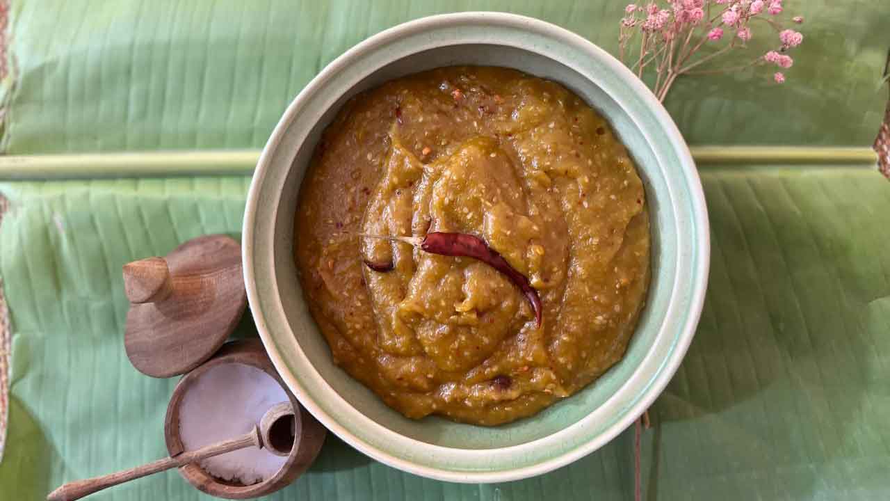 পেয়ারার টক মিষ্টি চাটনি