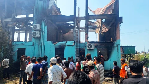 কক্সবাজারে রিসোর্টে আগুন: নিহত ১০ পর্যটকের মধ্যে ৬ জনের পরিচয় শনাক্ত, ব্যবস্থাপক আটক