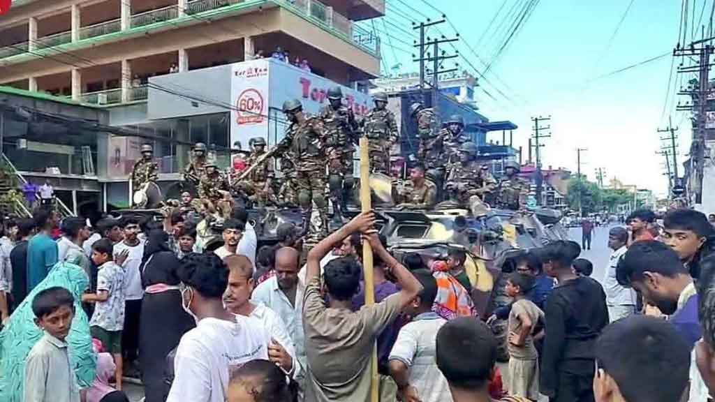 বাঁকখালী নদীতে অবৈধ স্থাপনা উচ্ছেদে বাধা দেওয়ায় আরও এক মামলায় আসামি ১০০০