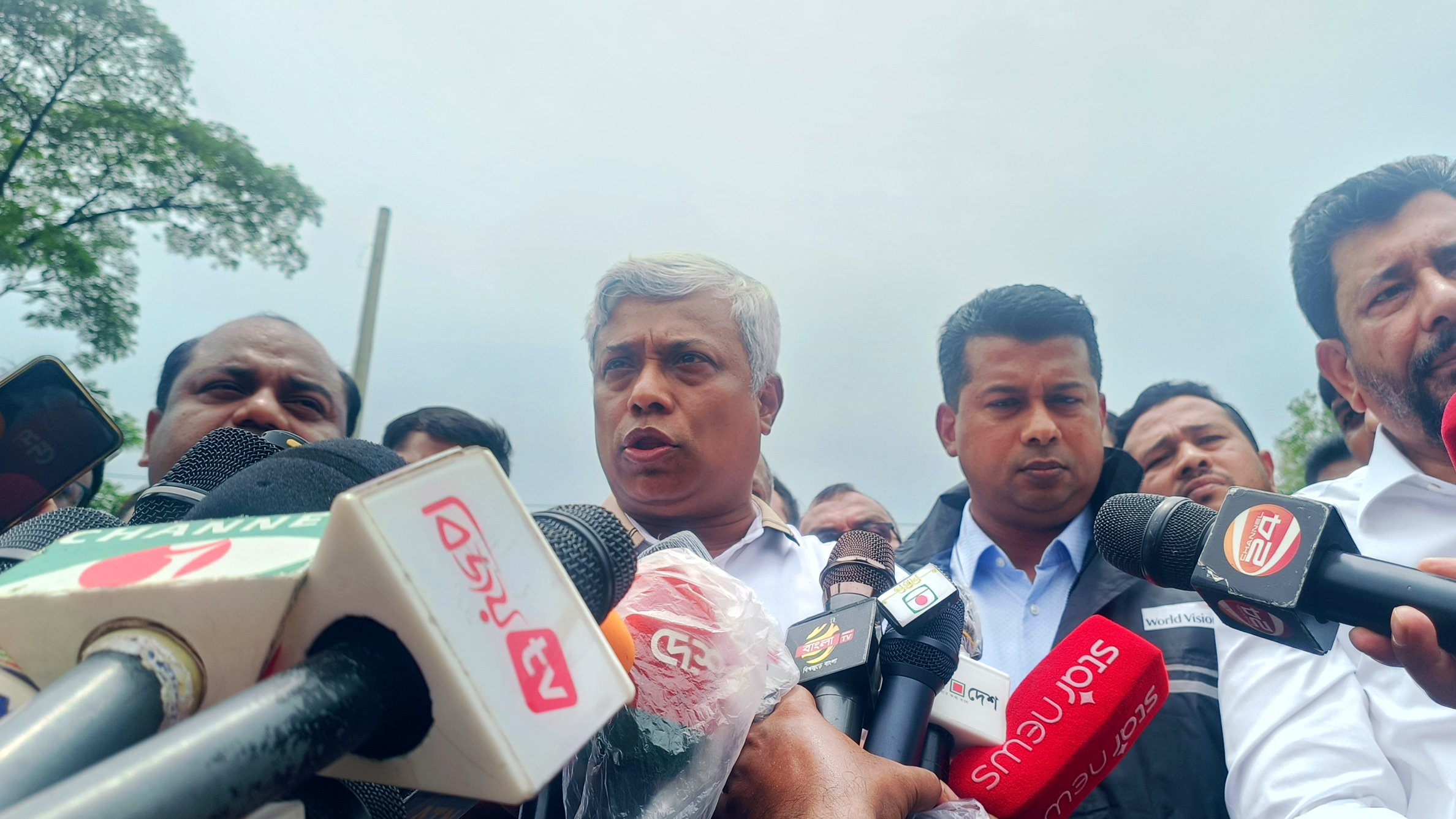 আমরা প্রত্যেক দুর্গত মানুষের কাছে পৌঁছাতে চাই: প্রতিমন্ত্রী অমিত