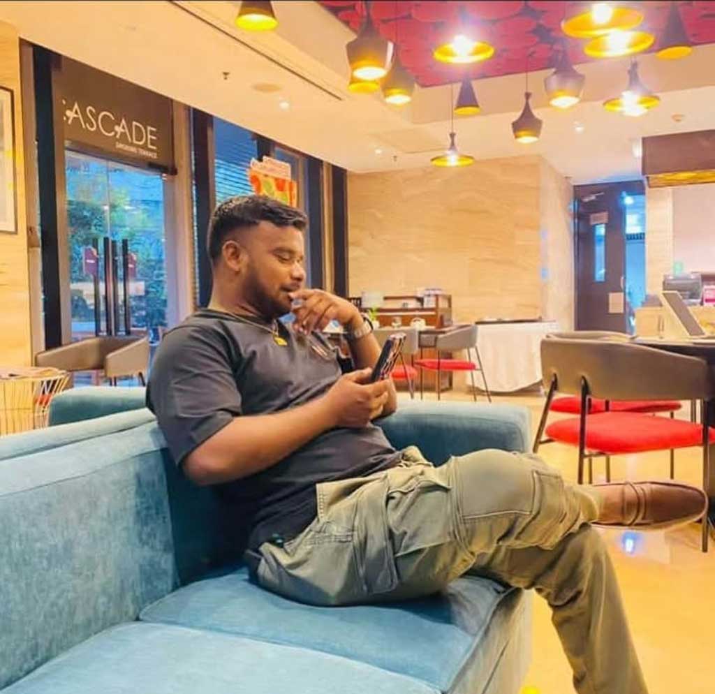 ‘দোযখ আর জাহান্নামে তফাৎ কি মাসুদ স্যার?’: চট্টগ্রামের এসপির উদ্দেশে সন্ত্রাসী রায়হানের পোস্ট