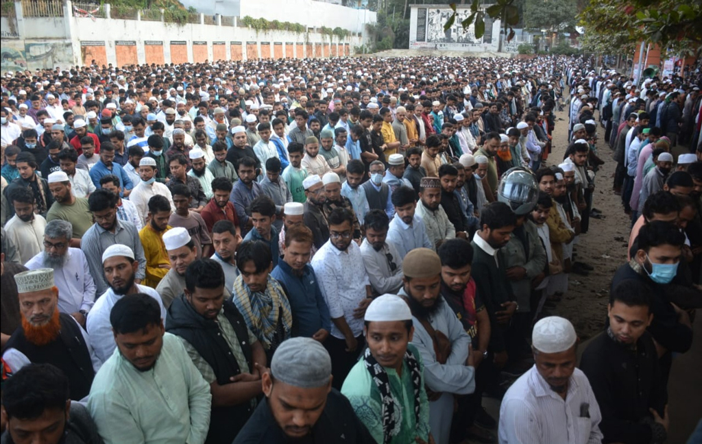 চট্টগ্রামে ওসমান হাদির গায়েবানা জানাজা